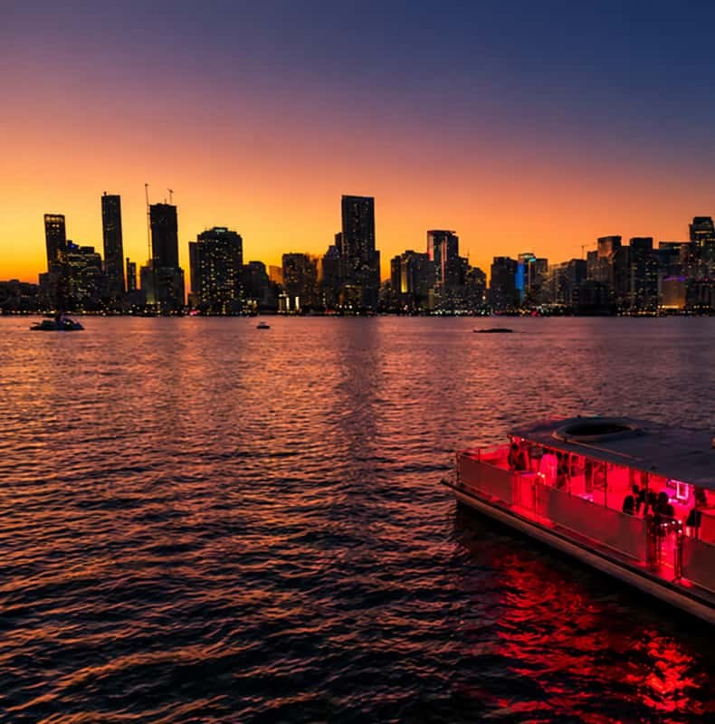Miami: True Crime & Dark History Cruise with Drinks & Bites